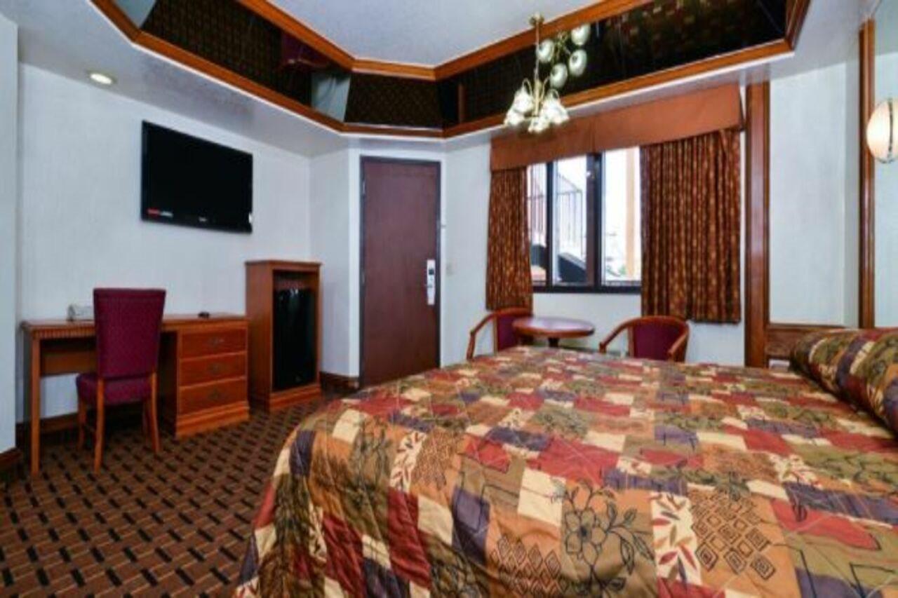 Americas Best Value Inn & Suites Los Angeles Downtown Sw מראה חיצוני תמונה