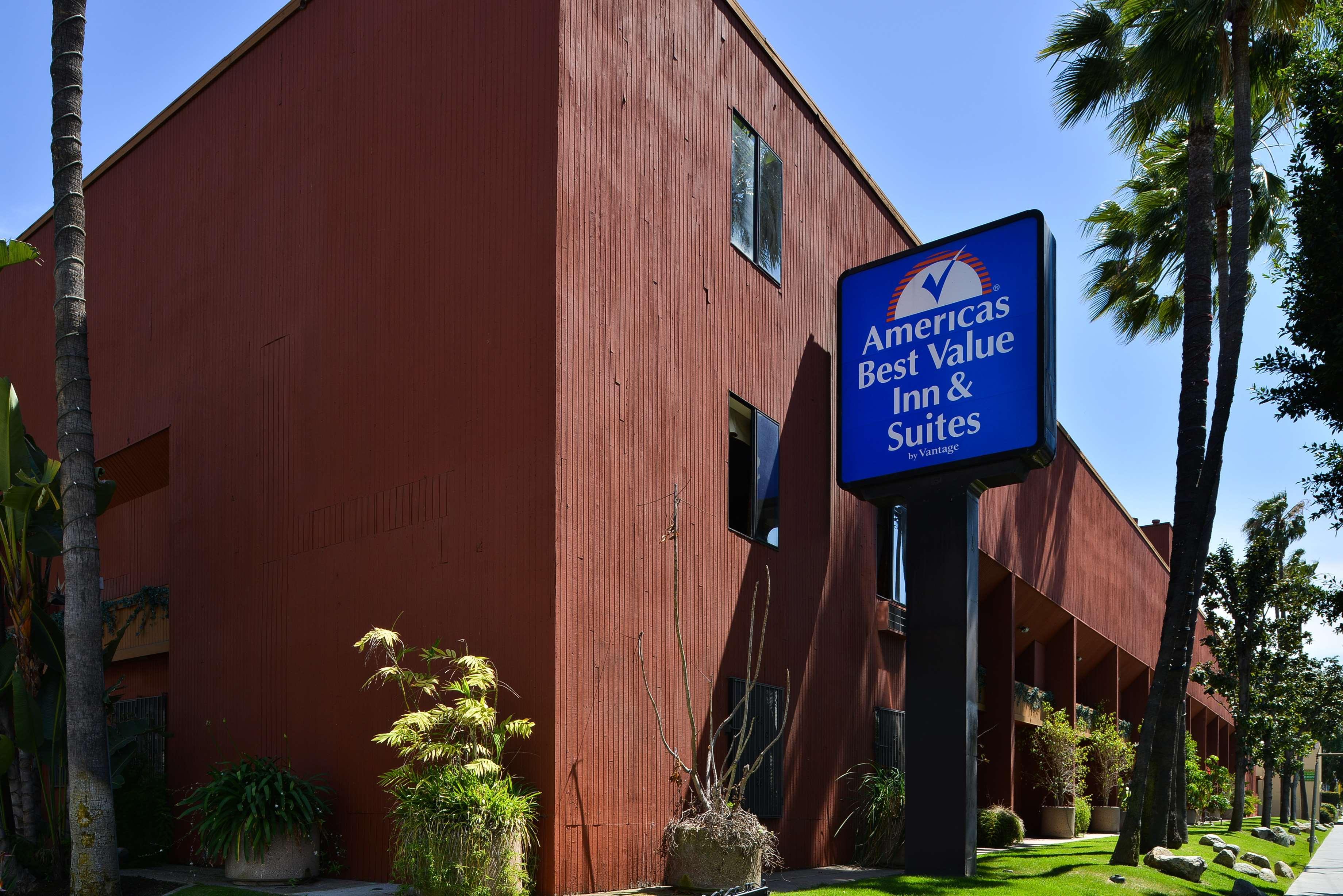 Americas Best Value Inn & Suites Los Angeles Downtown Sw מראה חיצוני תמונה