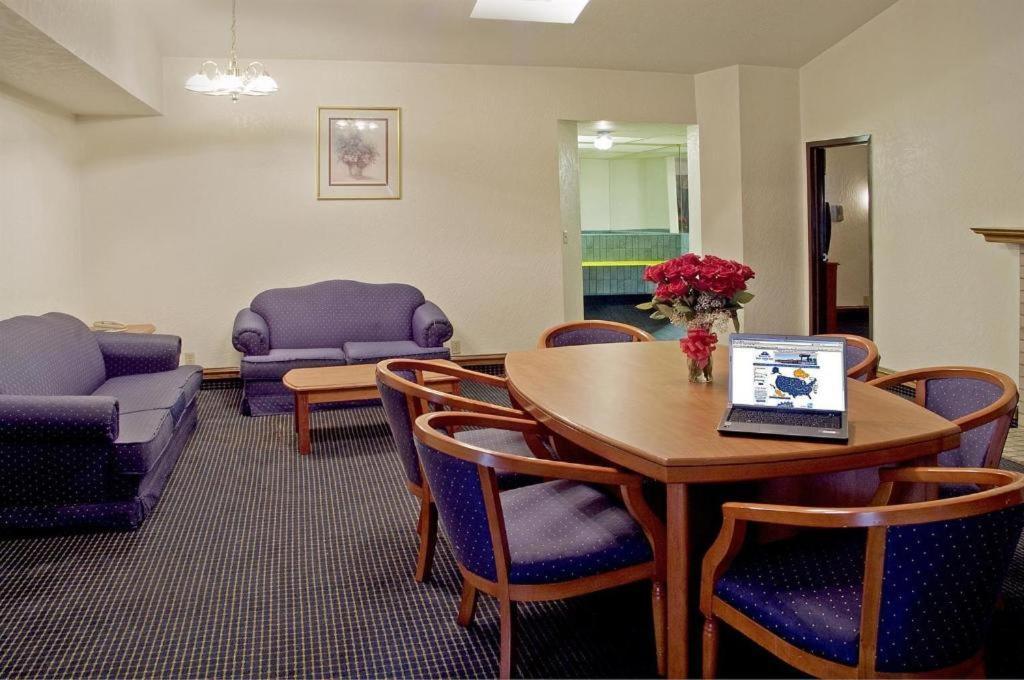 Americas Best Value Inn & Suites Los Angeles Downtown Sw מראה חיצוני תמונה